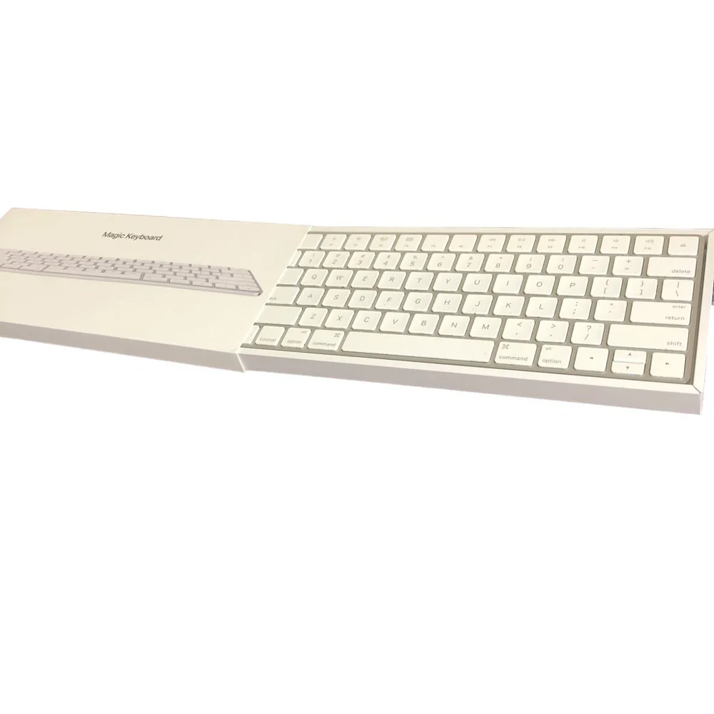 APPLE Wireless Magic Keyboard NO CABLE ***SELLING AS IS***